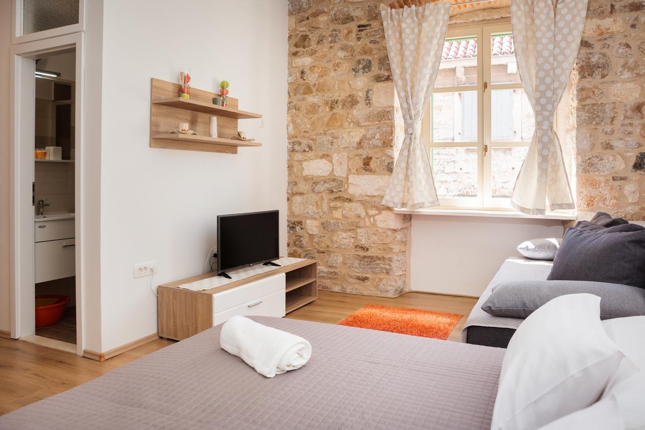 Lux Cindro In Center Apartment Split