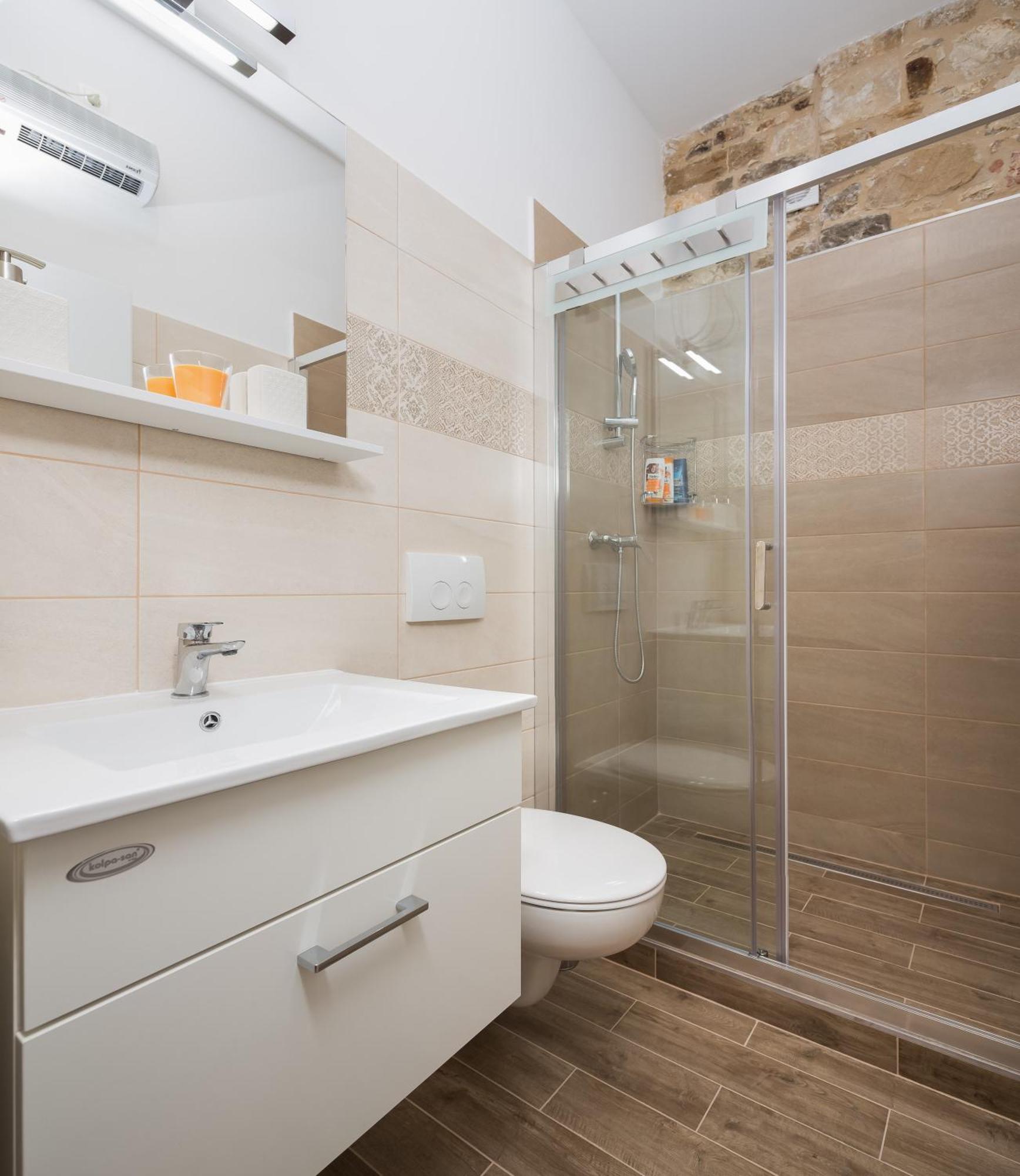 Lux Cindro In Center Apartment Split